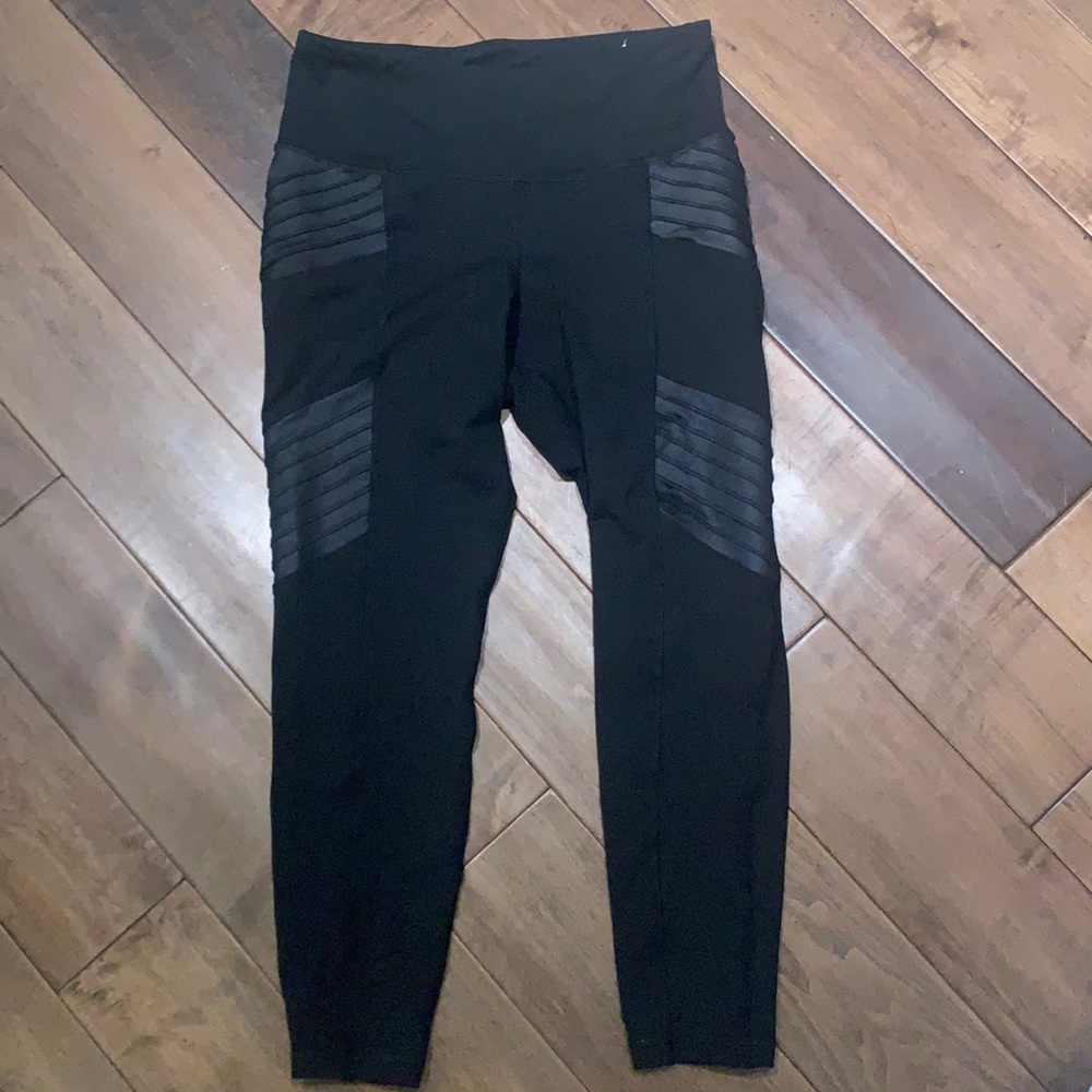 Old Navy Active Leggings